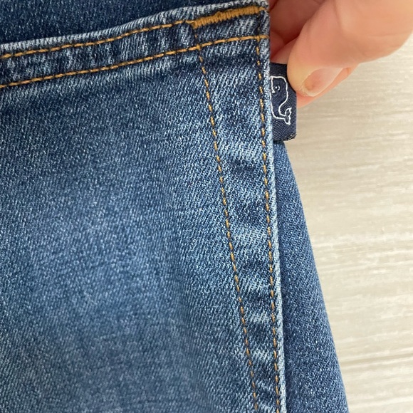 | Vineyard Vines | jeans. Size 30x32. - Picture 3 of 8